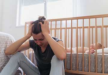 Postpartum Depression: Symptoms, Risk Factors and How to Treat?
