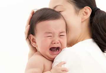 How to Soothe a Crying Baby: Effective Techniques for Calming Your Infant